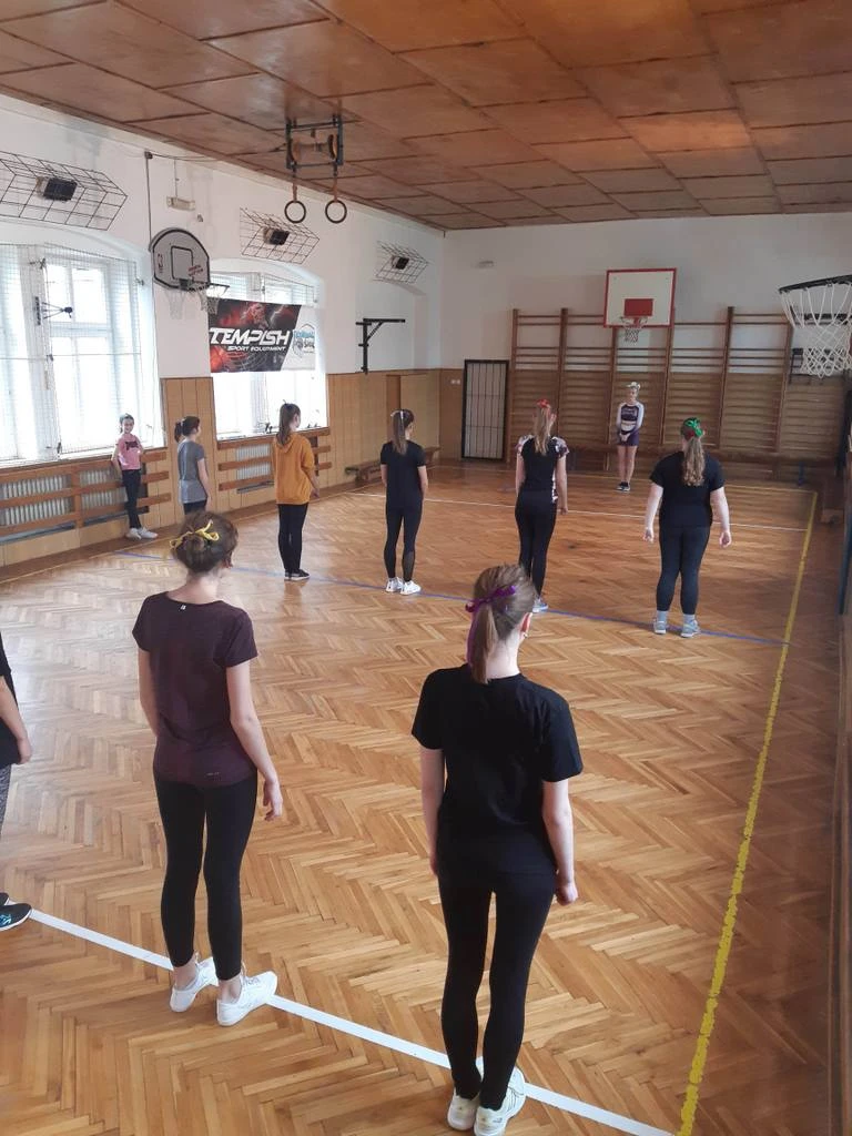 TV jinak - Cheerleading