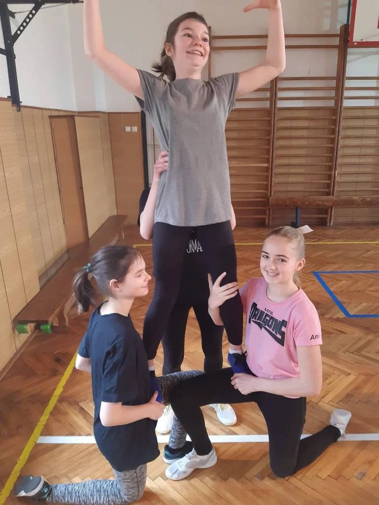 TV jinak - Cheerleading