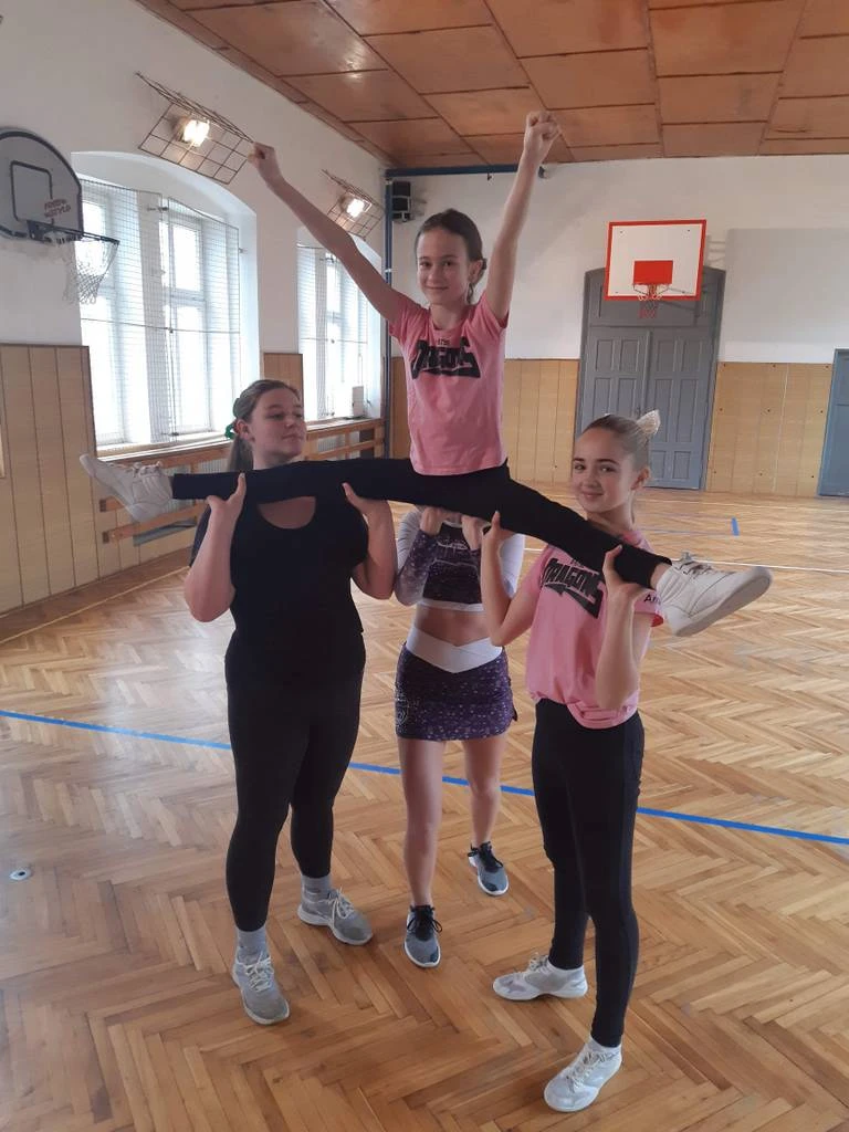 TV jinak - Cheerleading