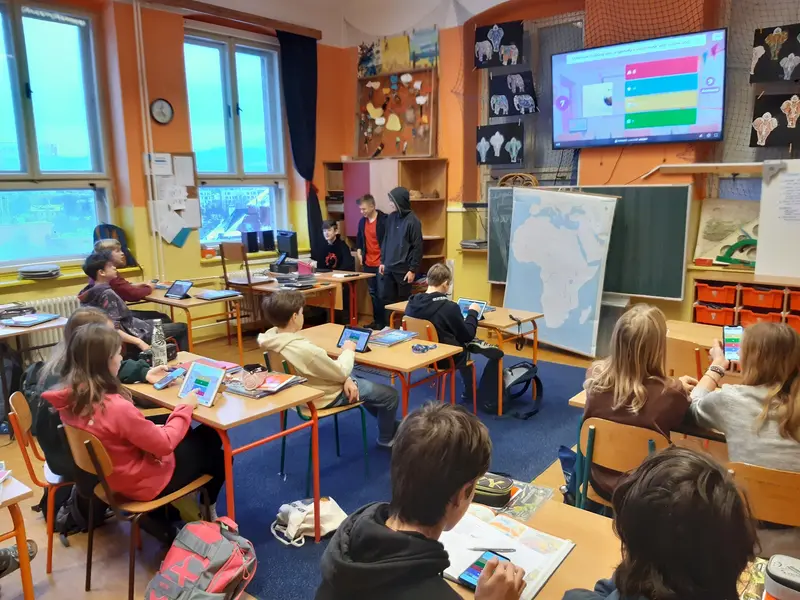 Devítka učí ostatní