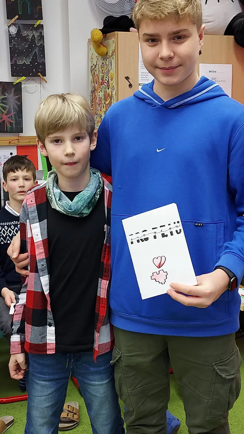 Třeťáci si dopisují s patrony
