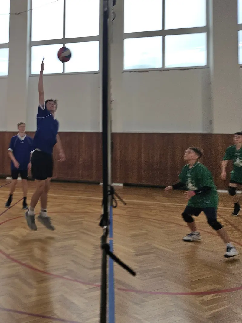 Volejbalisté - 3 x 3. z okresního finále