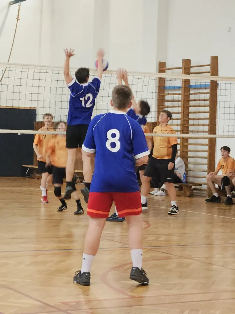 Volejbalisté - 3 x 3. z okresního finále