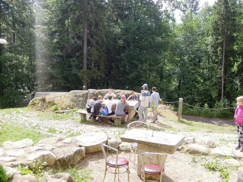 Liberecká výšina - sedmáci s prvňáčky