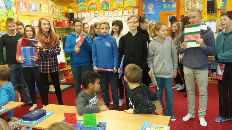 1.A -Slavnostní předávání Slabikářů patrony