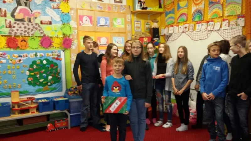 1.A -Slavnostní předávání Slabikářů patrony