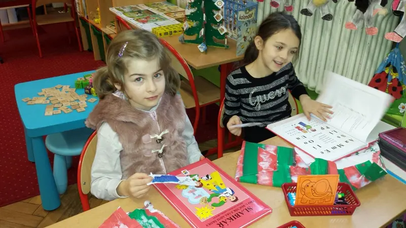 1.A -Slavnostní předávání Slabikářů patrony