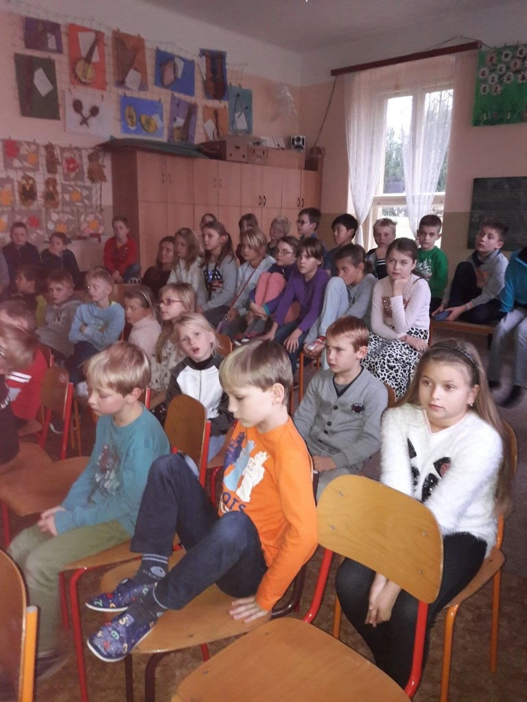 Učíme se pomáhat -  beseda ŠD s ředitelem ZOO