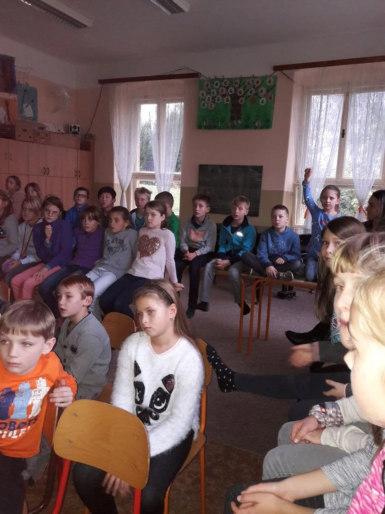 Učíme se pomáhat -  beseda ŠD s ředitelem ZOO