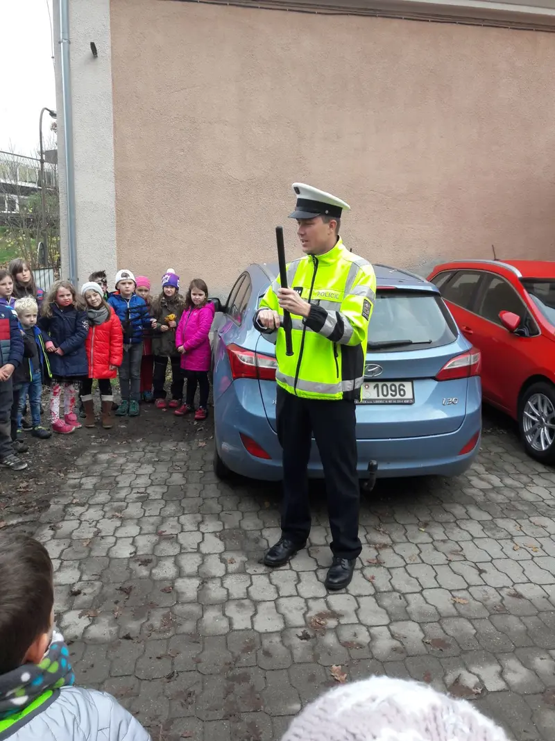 ŠD - středeční odpoledne s dopravní policií