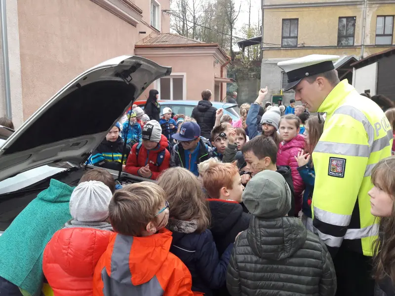 ŠD - středeční odpoledne s dopravní policií