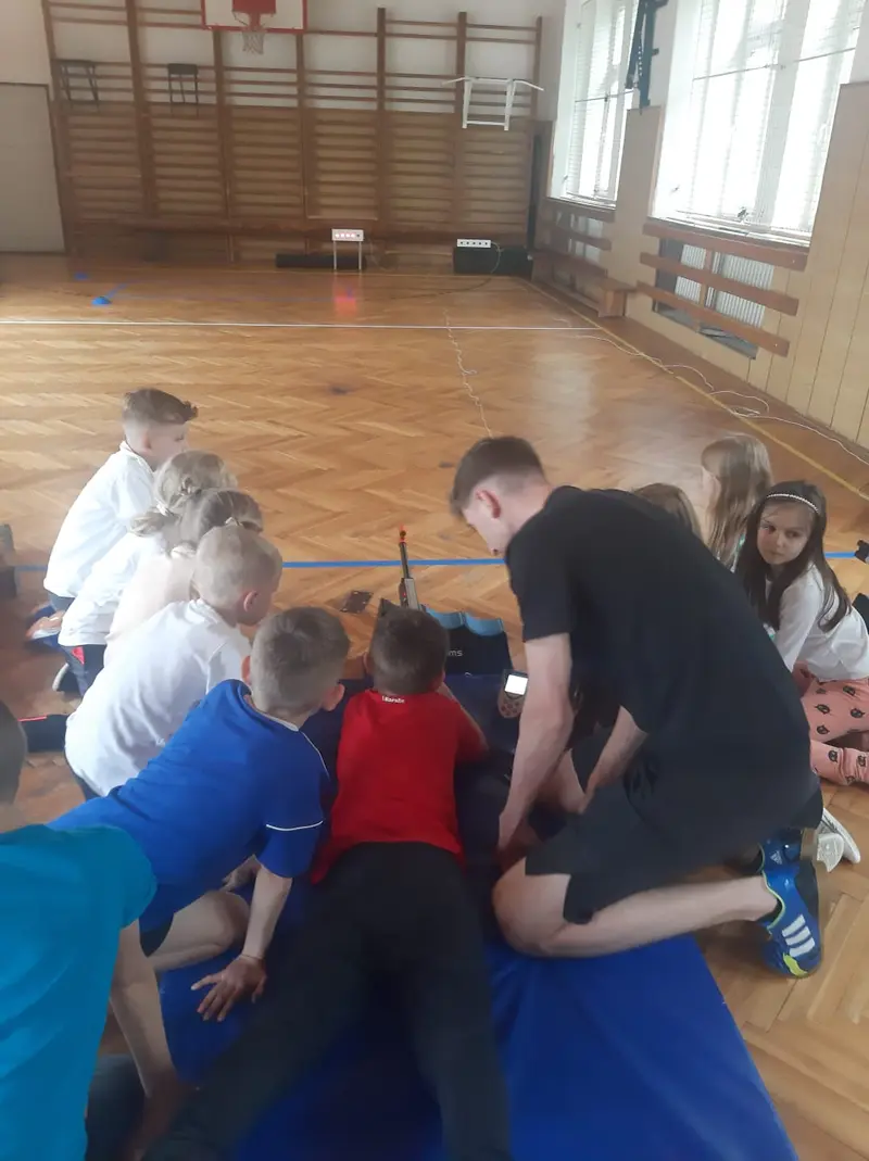 Biatlon v tělocvičně