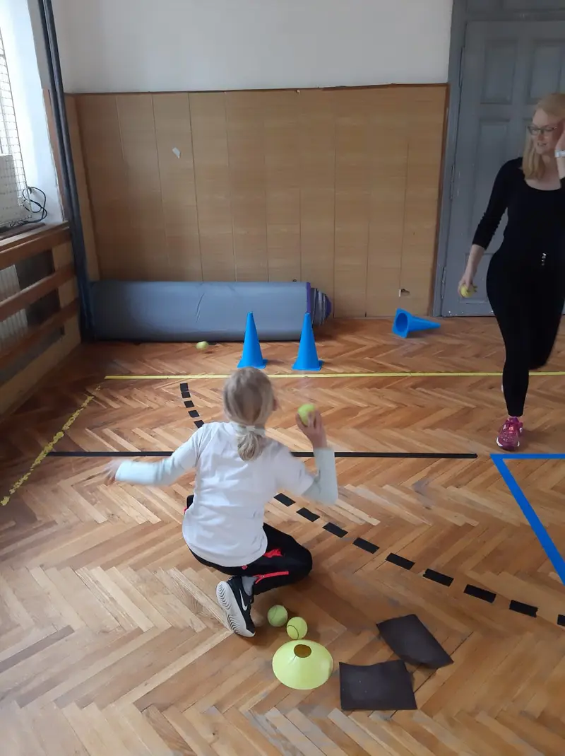 Biatlon v tělocvičně