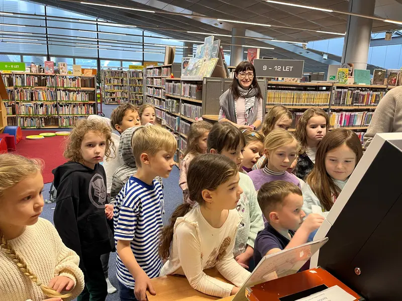 1. tř. v knihovně