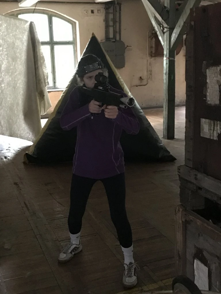 9. tř. Laser tag