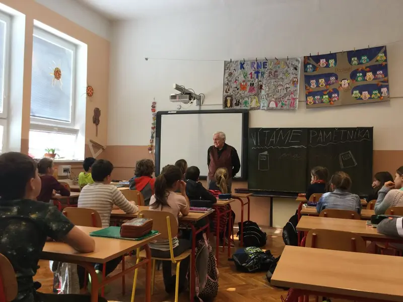 Beseda s pamětníkem