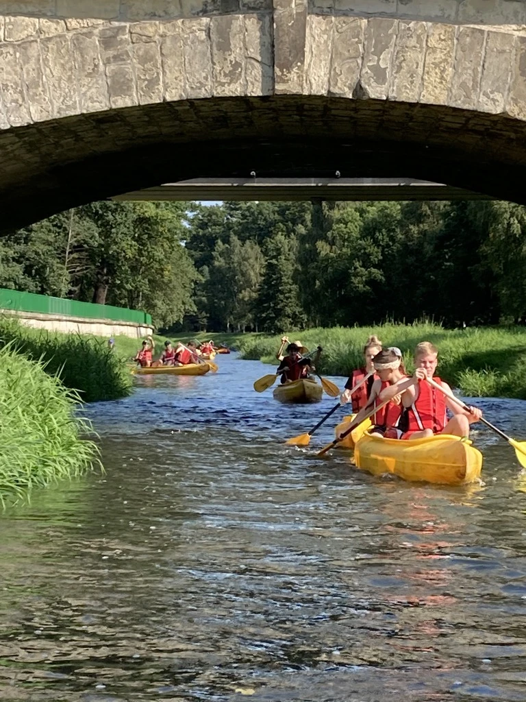 Devítka na (ve) vodě