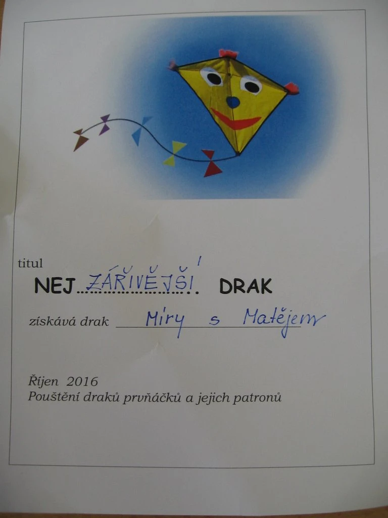 Prvňáčci - Pouštění draků s patrony