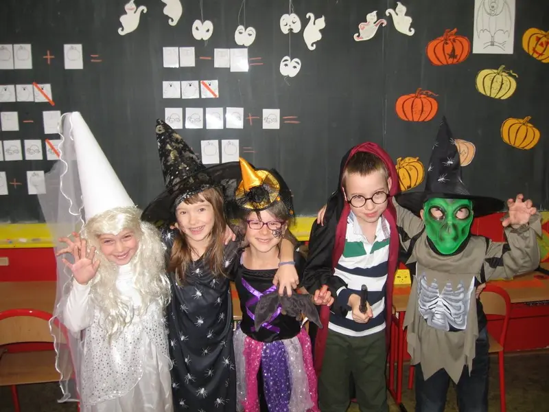 1. tř. s patrony slaví Halloween
