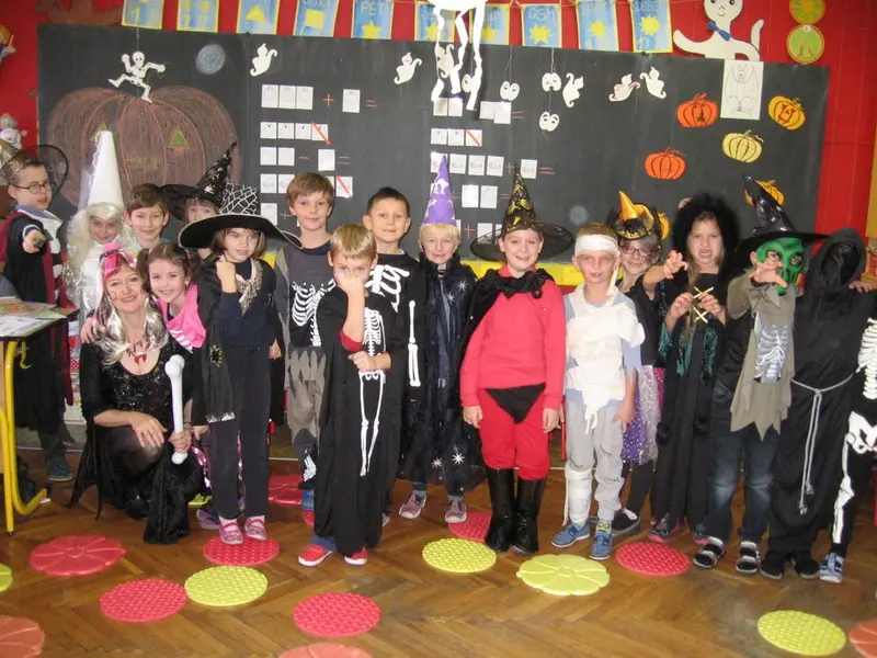 1. tř. s patrony slaví Halloween