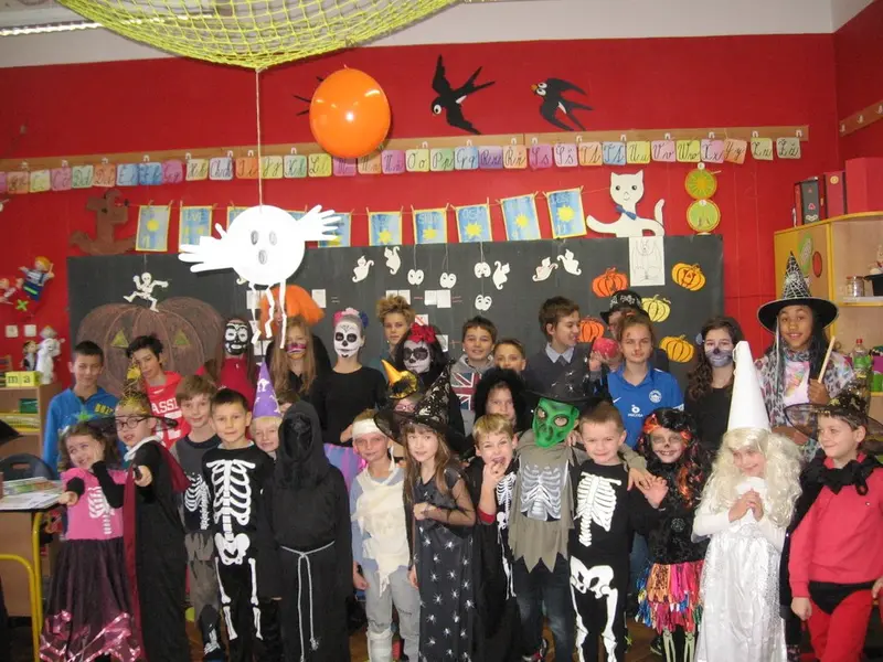 1. tř. s patrony slaví Halloween