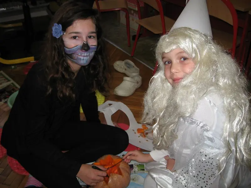 1. tř. s patrony slaví Halloween