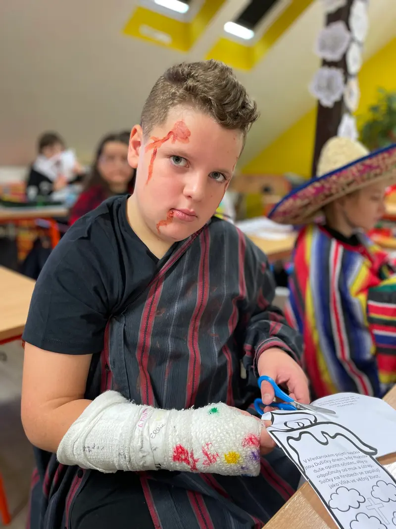 Halloweensko-dušičkový den ve trojce a čtyřce