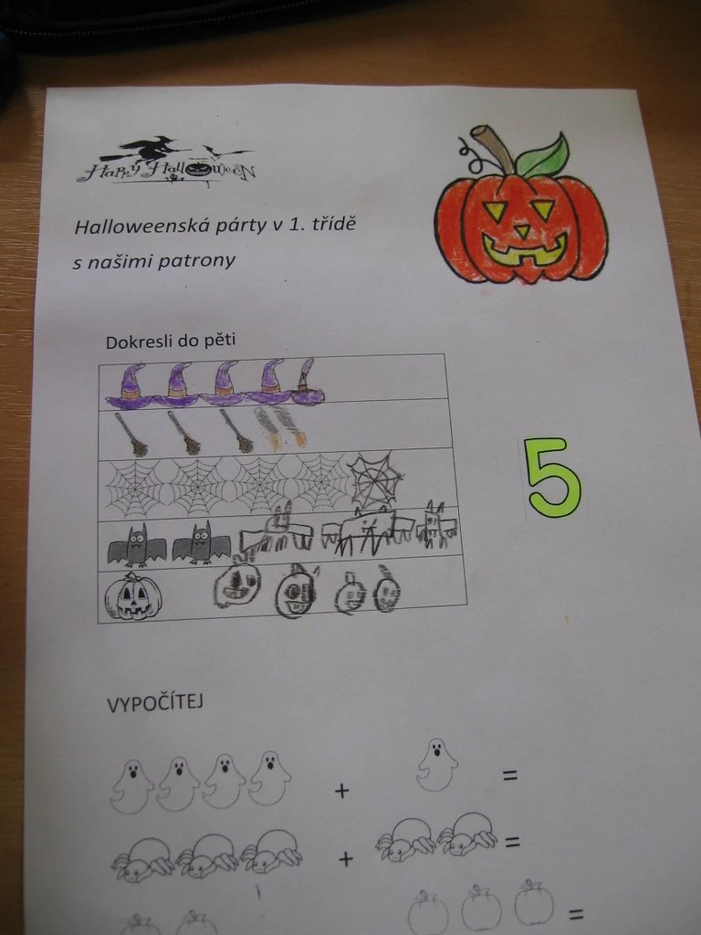 1. tř. s patrony slaví Halloween