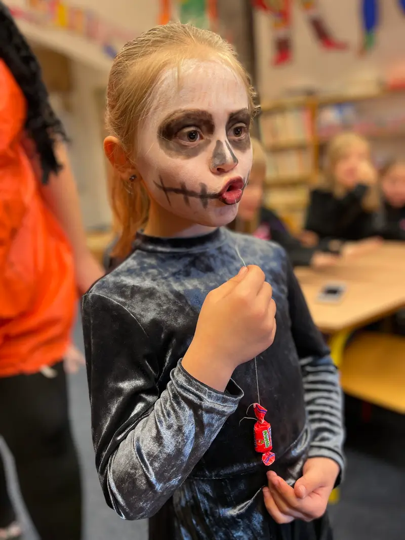 Halloweensko-dušičkový den ve trojce a čtyřce
