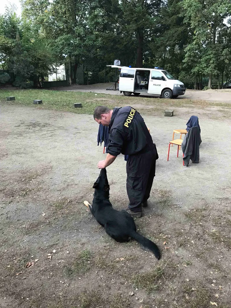 přednáška policie - nebezpečí drog