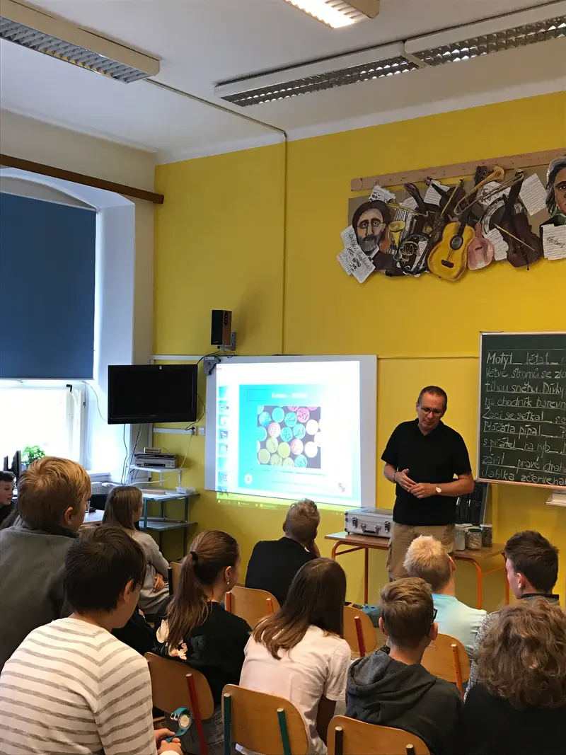 přednáška policie - nebezpečí drog