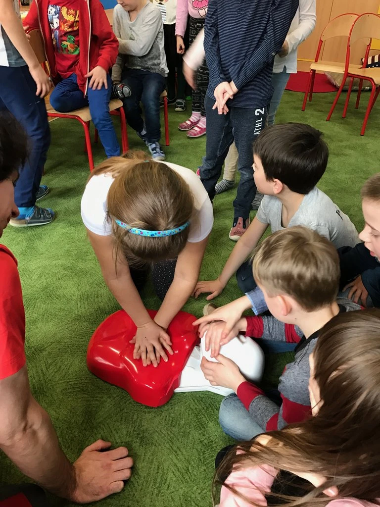 1. tř. Diskuse se záchranářem ZZSLK