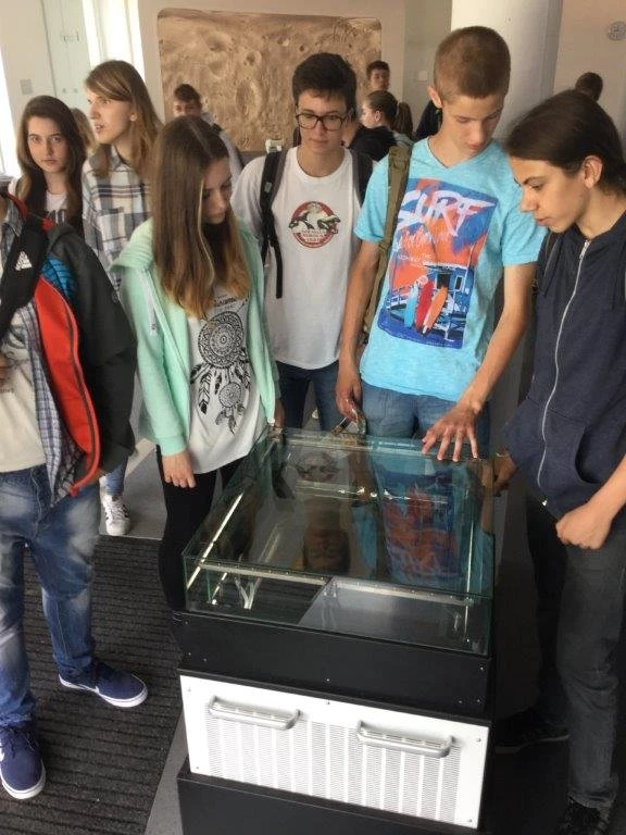 9.tř. Exkurze hvězdárna HK