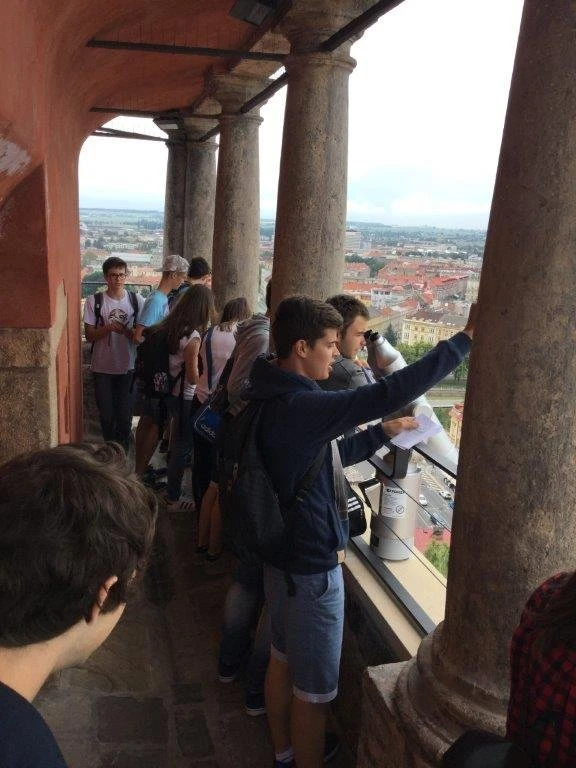 9.tř. Exkurze hvězdárna HK