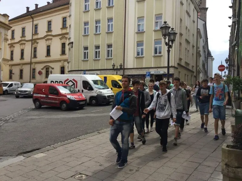 9.tř. Exkurze hvězdárna HK