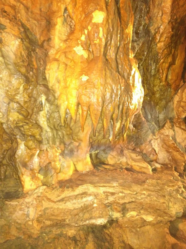 1.A Bozkovské jeskyně