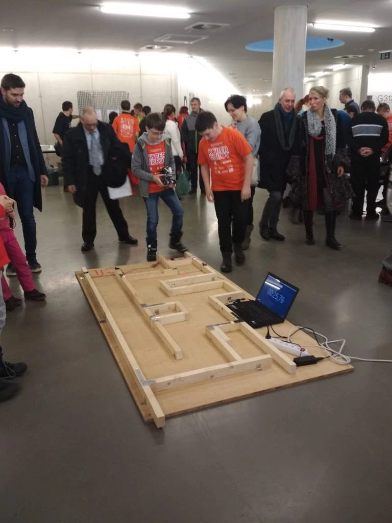 KyberRobot