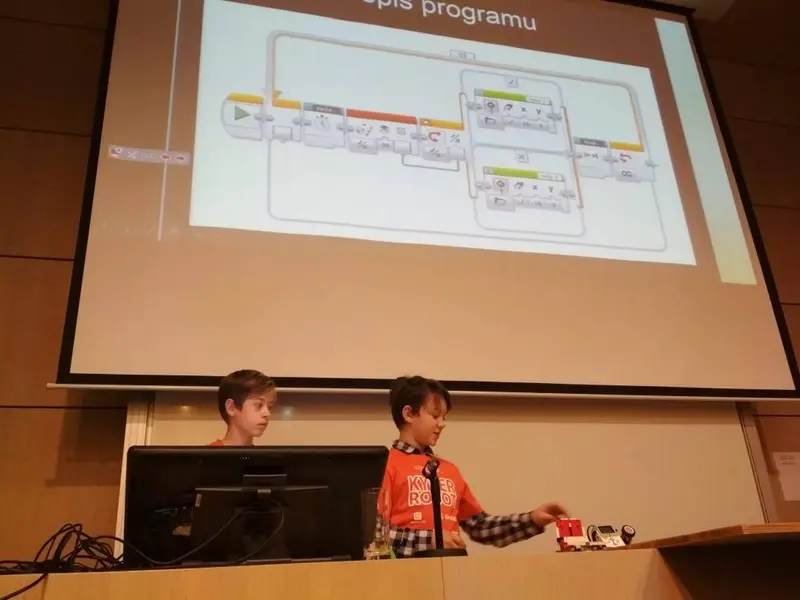 KyberRobot 2019