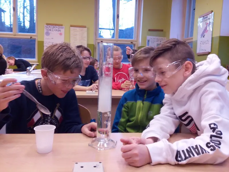 Suchý led
