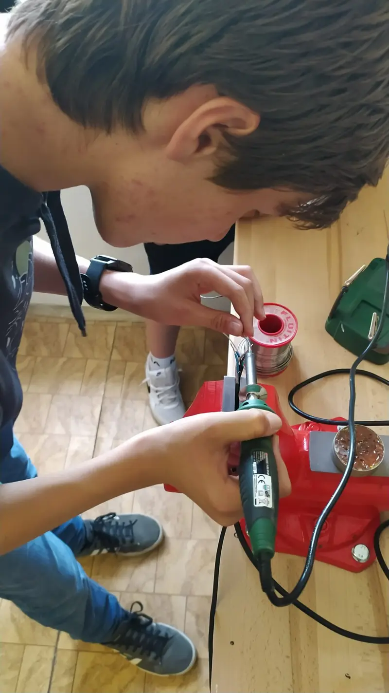 6. třída při pracovních činnostech