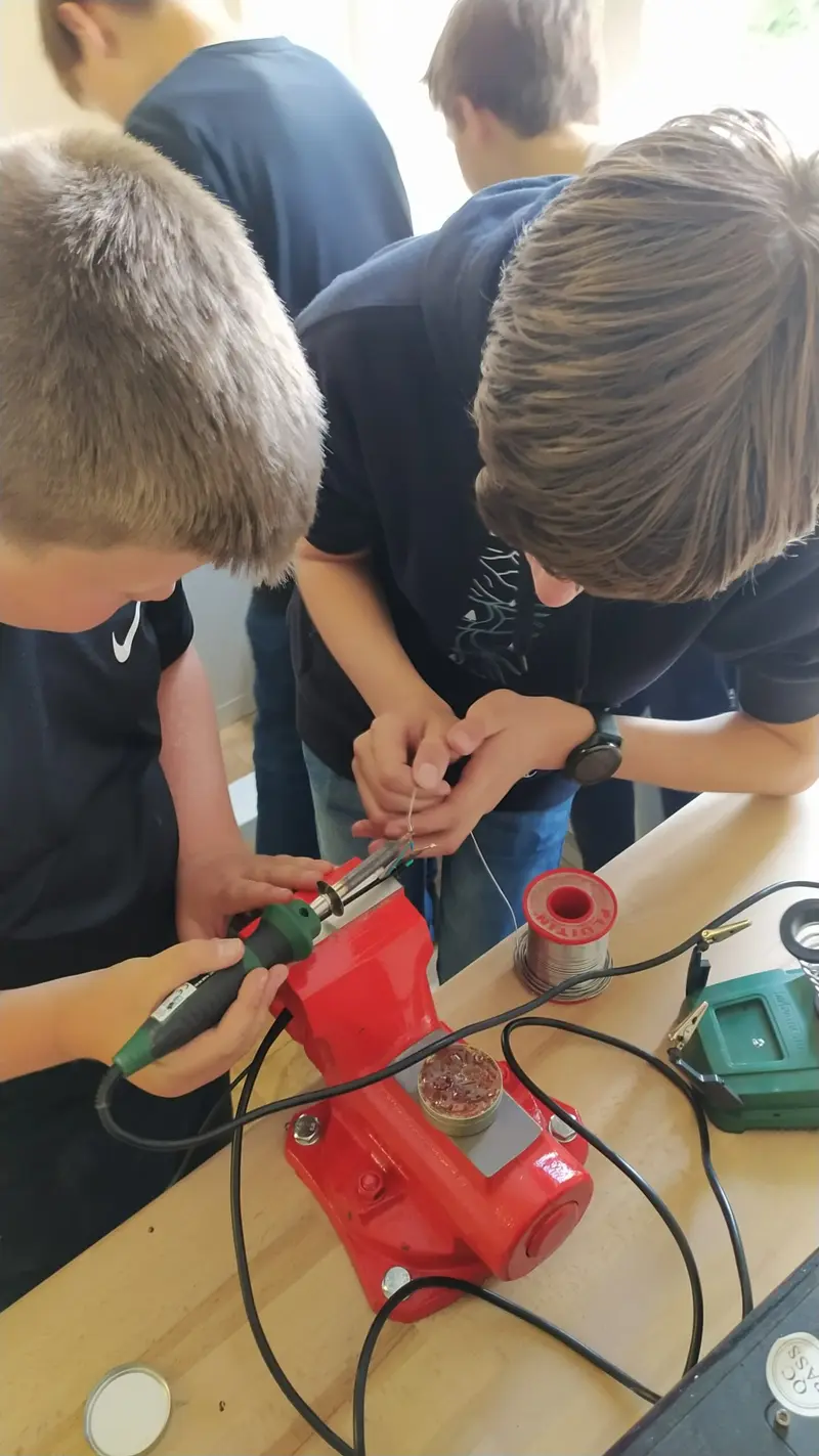 6. třída při pracovních činnostech