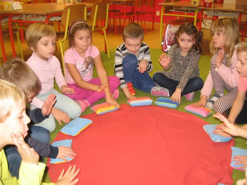 Pec nám spadla