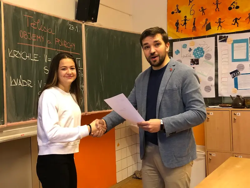 Postup do okresního kola v celostátní soutěži Finanční gramotnost