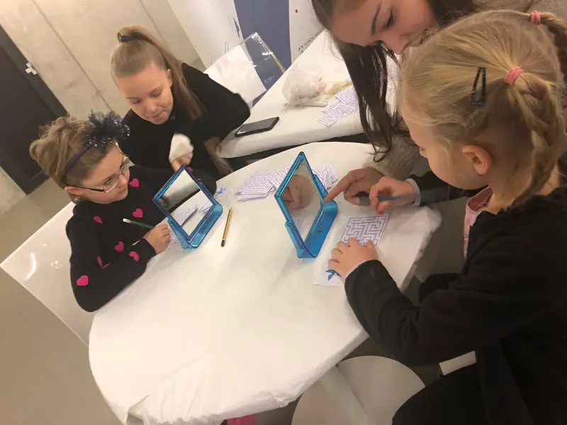 Prvňáci na fyzikálním jarmarku