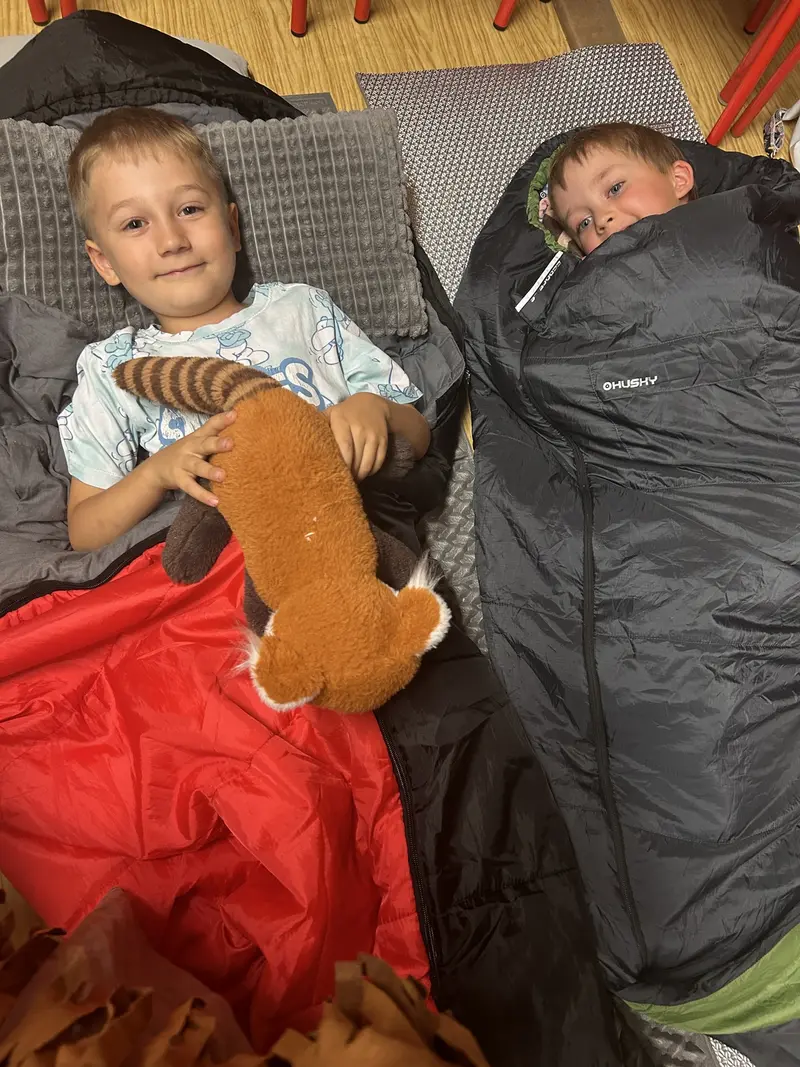 Stmelovák 1. a 2. třída