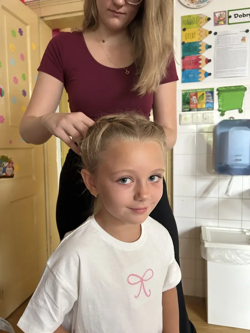 Stmelovák 1. a 2. třída