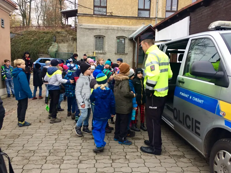 Dopravní policie v družině