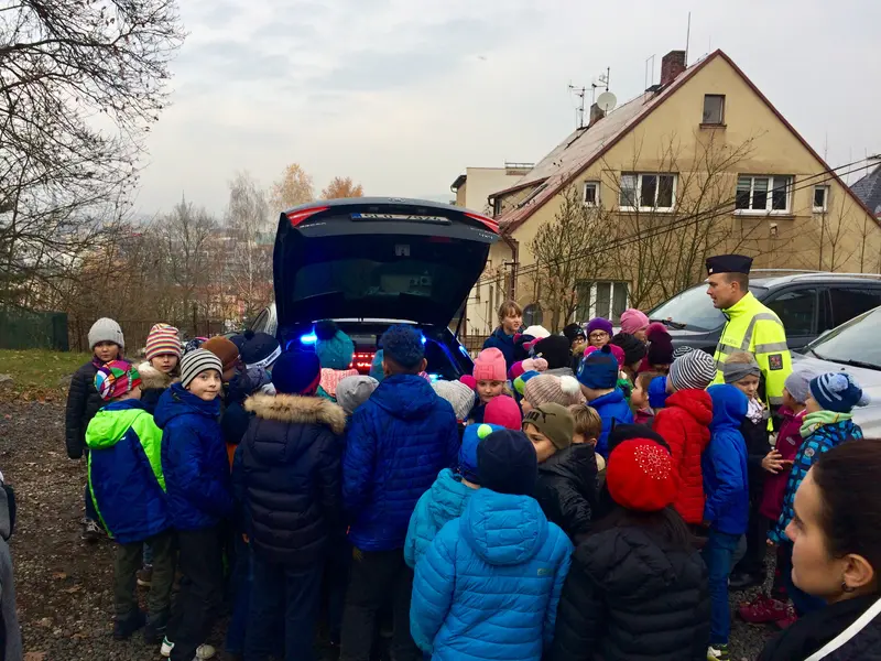 Dopravní policie v družině