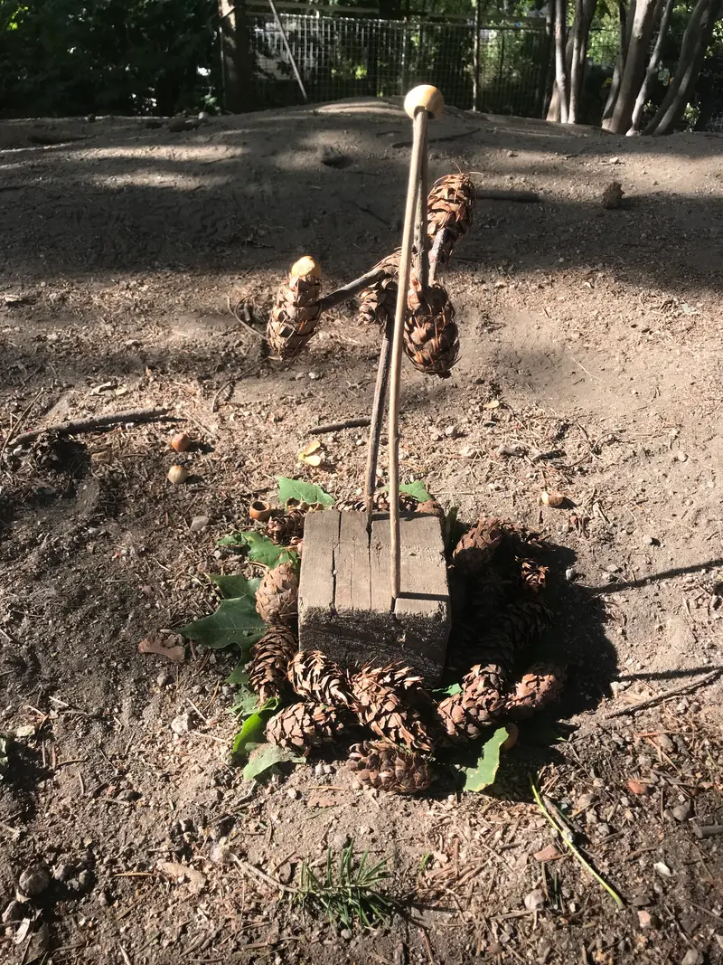 land art třeťáků s patrony