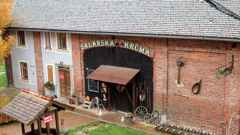 páťáci ve sklárně v lindavě